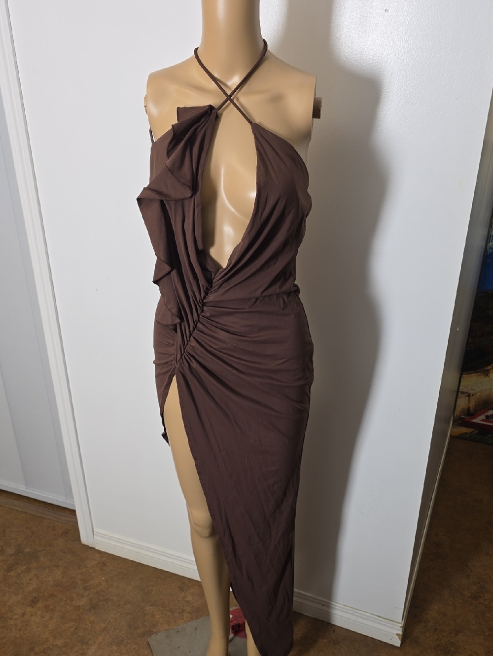 Brown Ruched Halter Maxi Dress with Side Slit - XS